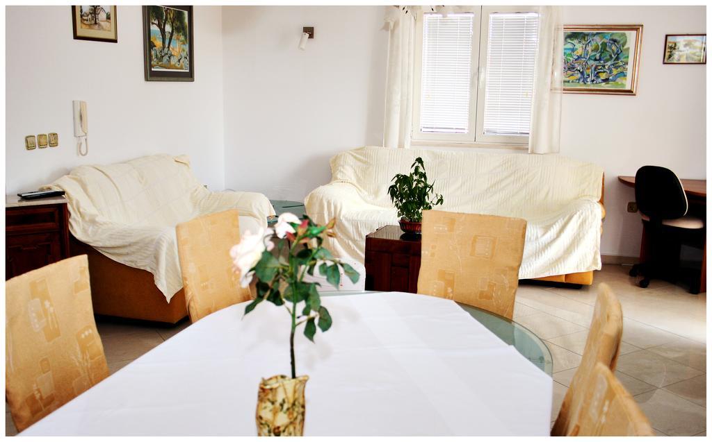 Apartments Ruza Primošten Pokój zdjęcie