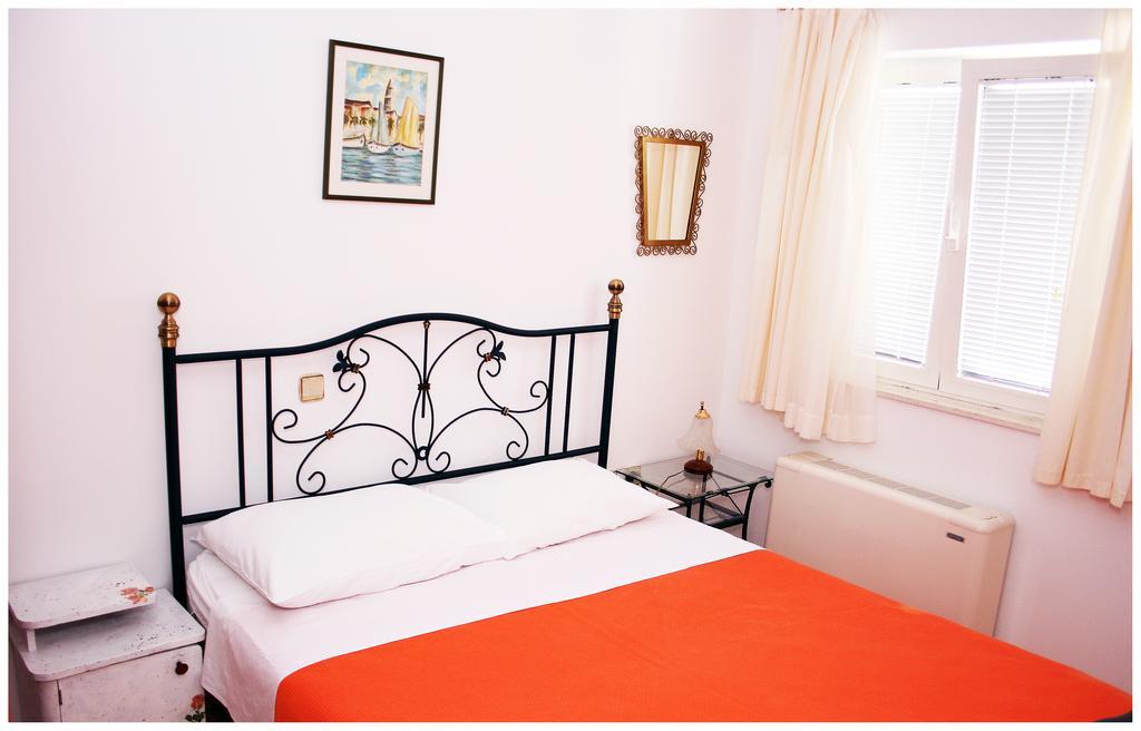 Apartments Ruza Primošten Pokój zdjęcie